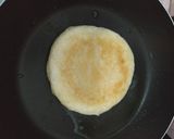 Foto langkah ke 5 dari resep Hotteok / Pancake Manis Ala Korea.