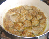 Foto del paso 4 de la receta: Solomillo de cerdo al curry con cebolla caramelizada sin azúcar