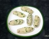 A picture of step 4 of Methi Corn Roll.