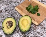 Foto del paso 2 de la receta: Tostada de 🥑 🥚