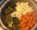 Une image de l'étape 4 de Trio de purées Halloween brocolis navets et carottes.