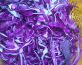 Foto del paso 1 de la receta: Solomillo marinado con col morado, frutas dulces y más