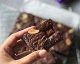 Foto langkah ke 7 dari resep Cadburry Almond Fudge Brownies.