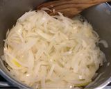 Foto del paso 2 de la receta: Cebolla frita con salsa de zanahoria