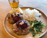 A picture of step 7 of Cheese in Hamburg Steak.