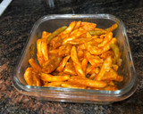 Foto del paso 7 de la receta: Fusilli con pechuga de pollo fileteada y tortilla francesa