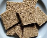 તલ ની ચીકી (Til Chiki Recipe In Gujarati) રેસીપી સ્ટેપ4ફોટો