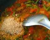 A picture of step 5 of Beans With Tomato Curry.