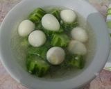 Foto langkah ke 4 dari resep Sop oyong telur puyuh.