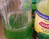 A picture of step 1 of Quice drink.