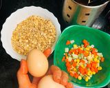 Hình bước làm 2 của món Yến mạch rang trứng cùng rau củ