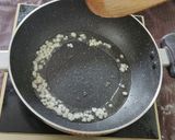 A picture of step 4 of Paneer fried rice.