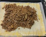 Foto del paso 5 de la receta: Hojaldre de Champiñones, Carne Picada Criolla, Hígado y Queso de Cabra