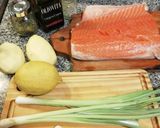 Foto del paso 1 de la receta: Salmón a la crema con puerros y limón (muy fácil!)