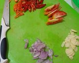 Foto langkah ke 1 dari resep Kangkung Saus Tiram ala Resto.
