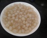 Hình bước làm 1 của món Chè đỗ đen trân châu trắng