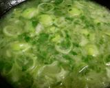 Foto del paso 3 de la receta: Bacalao en salsa verde de langostinos