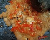 Foto langkah ke 5 dari resep Telor geprek.