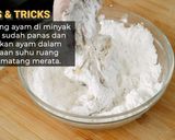 Foto langkah ke 4 dari resep Ayam Goreng Kailan Devina Hermawan.