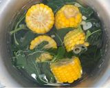 Foto langkah ke 2 dari resep Sayur Bayam Jagung.