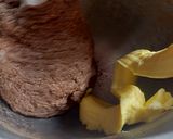 Foto langkah ke 4 dari resep Roti Choklat super lembut.