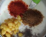 A picture of step 4 of Coriander and garlic khichdi.