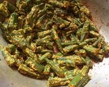 A picture of step 7 of Bhindi in Mustard Paste.