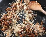 Foto langkah ke 2 dari resep Risotto with wild mushroom.