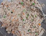 A picture of step 3 of Rava Upma.