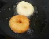 Foto langkah ke 3 dari resep Donat Gula Tanpa Telur.