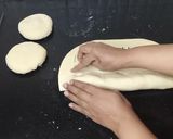 A picture of step 17 of Mini chicken bread.
