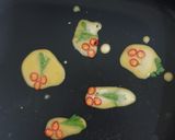 Foto langkah ke 3 dari resep 323. Noodles Egg Rolls.