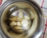 A picture of step 4 of Chicken makhni karahi.