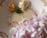 A picture of step 3 of Drumstick vegetable soup.