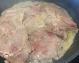 Foto del paso 2 de la receta: Chuletas de cerdo al ajillo