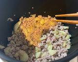 A picture of step 2 of Zucchini and cheese bake.