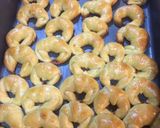 Foto del paso 8 de la receta: Medialunas de manteca!!