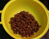 Healthy Tangy Kala Chana Chaat recipe step 1 photo