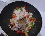 Foto langkah ke 3 dari resep Cumi Saos Tiram.