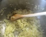 Gombás savanyú sertésragu recept fázis 1 fotója