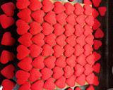Foto del paso 2 de la receta: Alfajorcitos rojos de corazón ❤