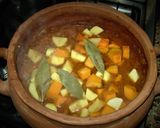 Foto del paso 17 de la receta: Guisado campero en olla de barro 🍲