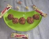 Chocolaty puffed rice laddu recipe step 2 photo