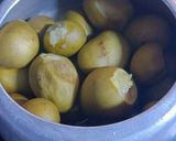 A picture of step 2 of Raw Mango Saunth.