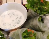 Une image de l'étape 6 de 🌞 Rouleaux d'été fleuris au 3 sauces.