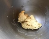 Une image de l'étape 3 de Pâte brisée épeautre, lait et fleur d'oranger.
