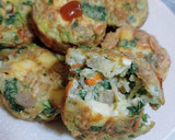 Foto langkah ke 4 dari resep Martabak Mie Bayam Keju.
