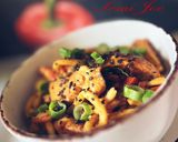 Makaron Udon z kurczakiem, marchewką i zieloną cebulką krok przepisu 7 zdjęcie