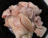 Foto langkah ke 1 dari resep Ayam panggang teflon.