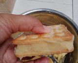 Foto langkah ke 3 dari resep Kue gabin keju.
